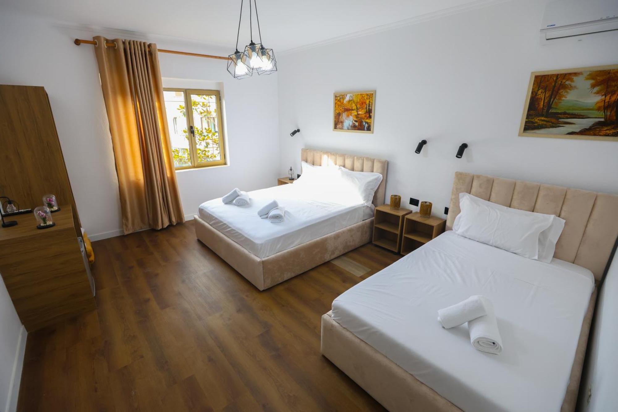 Vila Alizee Hotel Tirana Extérieur photo