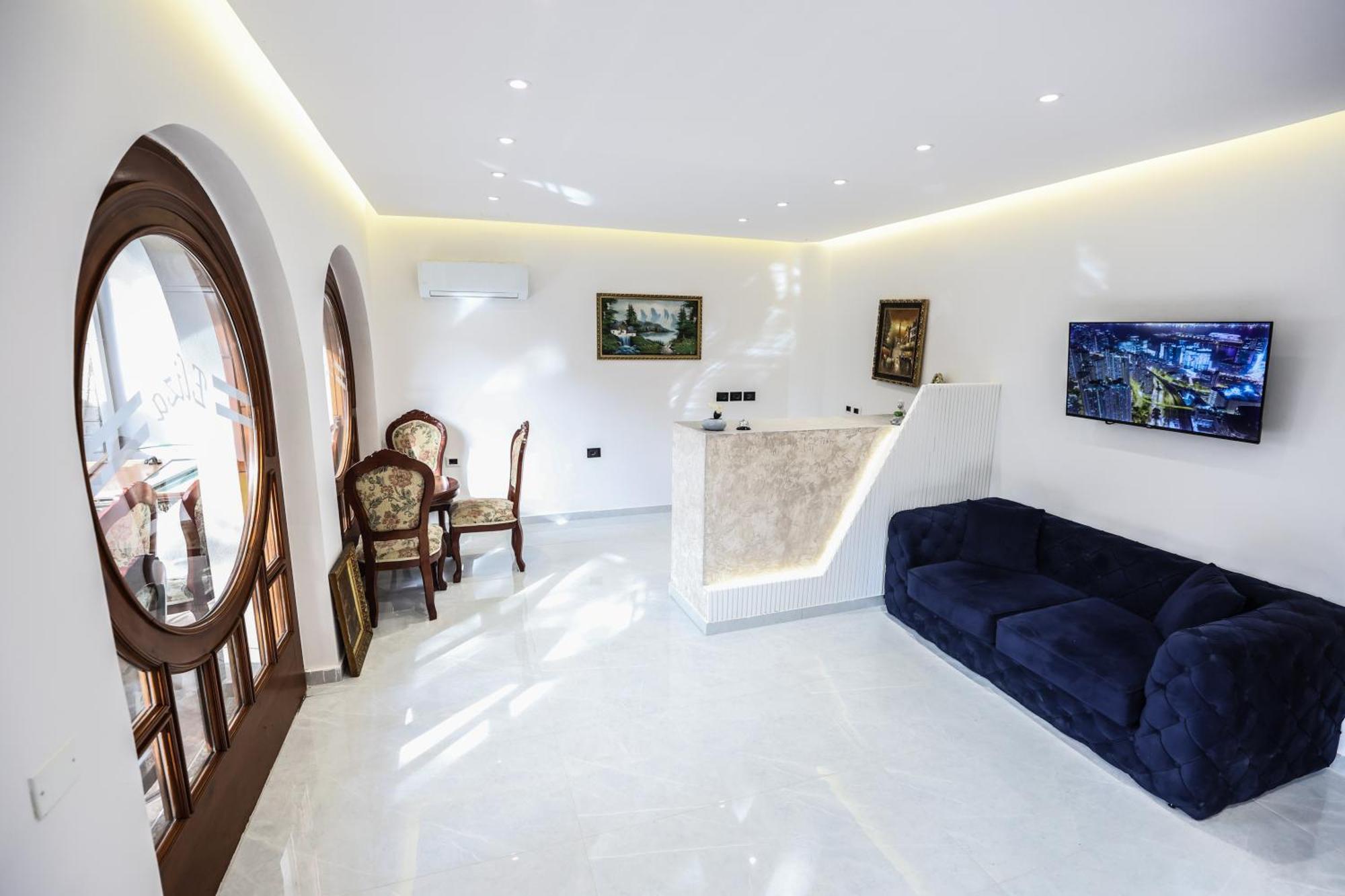 Vila Alizee Hotel Tirana Extérieur photo