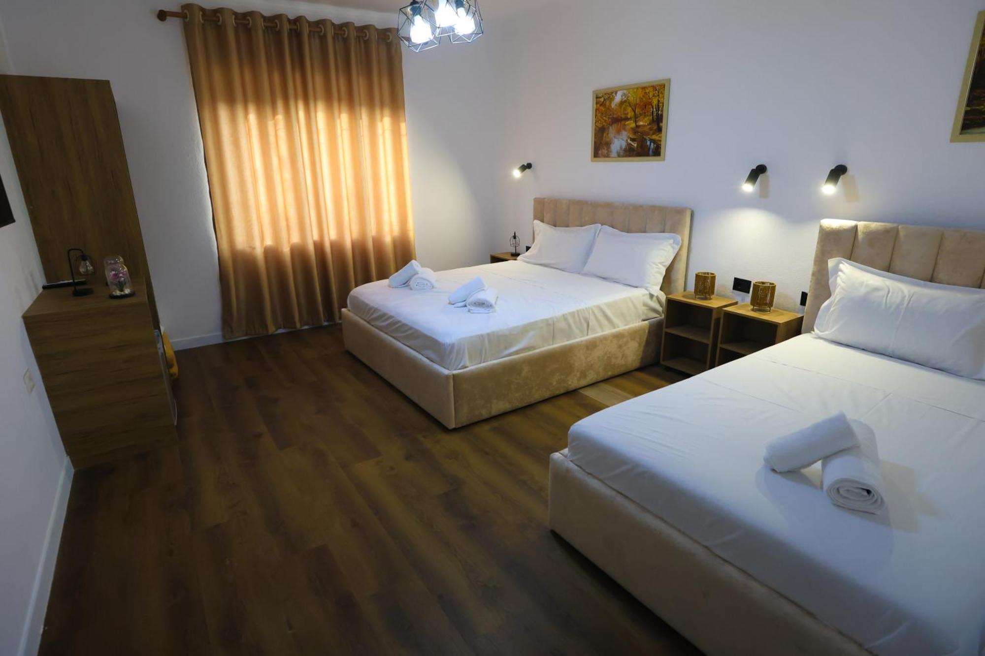 Vila Alizee Hotel Tirana Extérieur photo