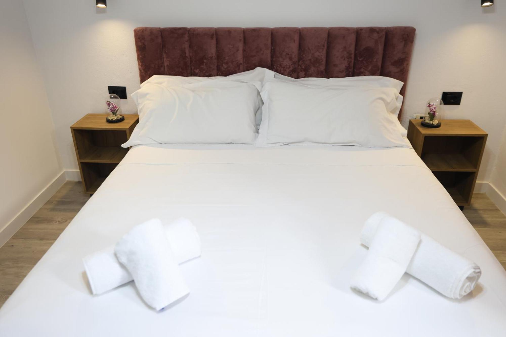 Vila Alizee Hotel Tirana Extérieur photo